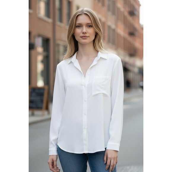 Beach Lunch Lounge Button Down Shirt Women's Size Med White Soft 100% Viscose - Picture 1 of 14